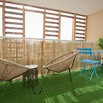 Grand Avec Climatisation, Balcon Proche Gare Centre * Лурд