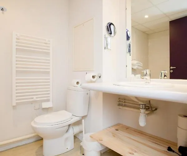 Grand Avec Climatisation, Balcon Proche Gare Centre Apartmán