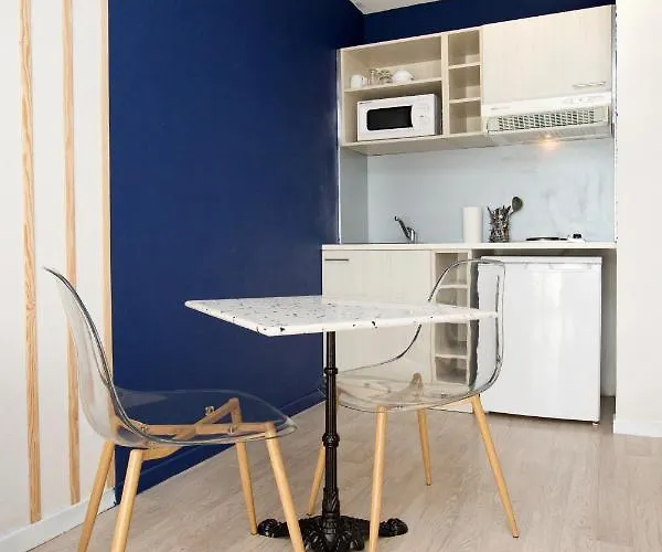 Grand Avec Climatisation, Balcon Proche Gare Centre Lurdy