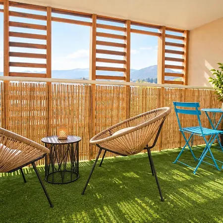 Grand Avec Climatisation, Balcon Proche Gare Centre Appartement Lourdes
